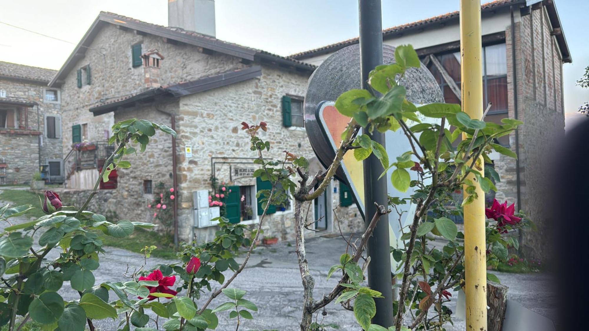 La Corte Dei Celti San Benedetto Del Querceto Экстерьер фото